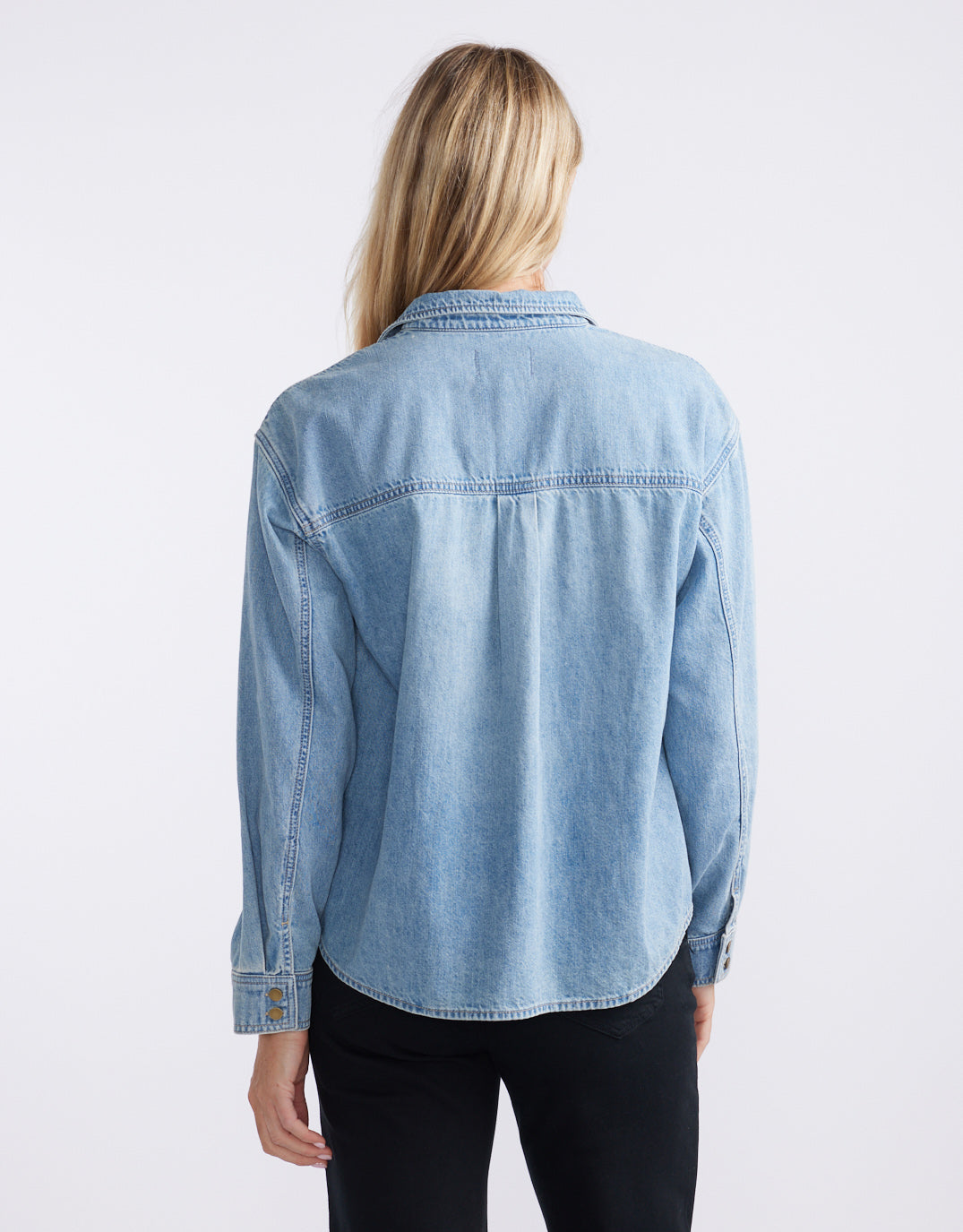 Henley Claudia Shirt - Mid Wash