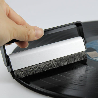 Anti-Static Carbon Fibre Vinyl Record Cleaning Brush