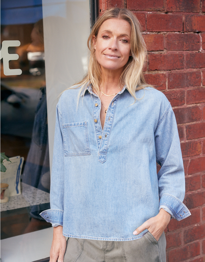 Henley Claudia Shirt - Mid Wash