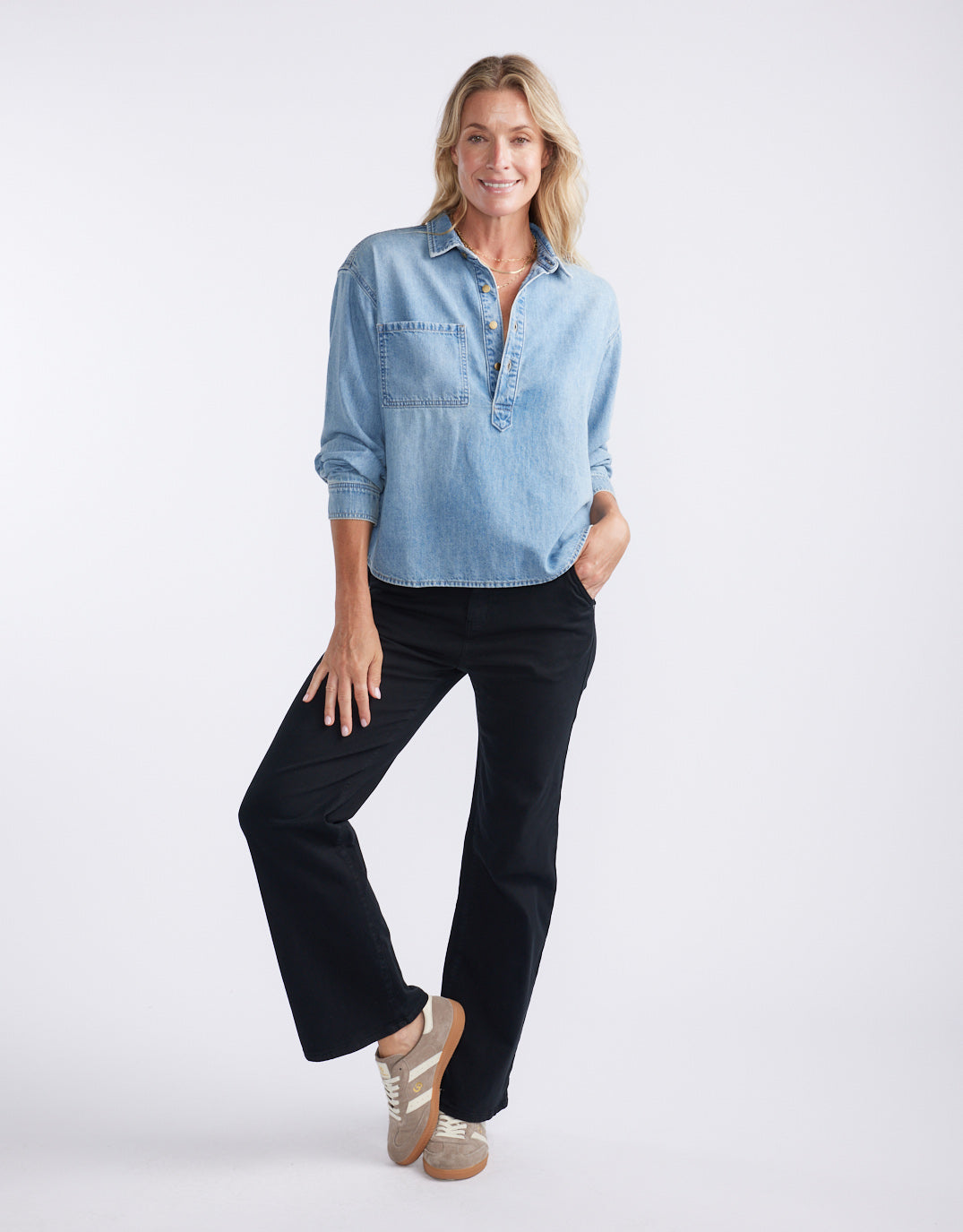 Henley Claudia Shirt - Mid Wash