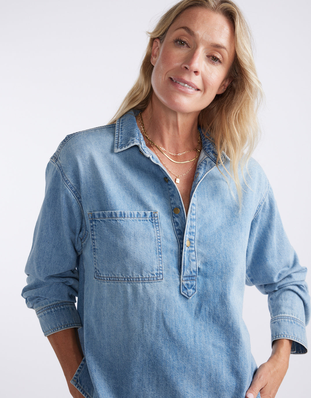 Henley Claudia Shirt - Mid Wash